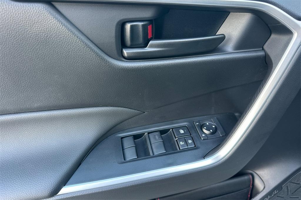 new 2025 Toyota RAV4 car, priced at $33,409
