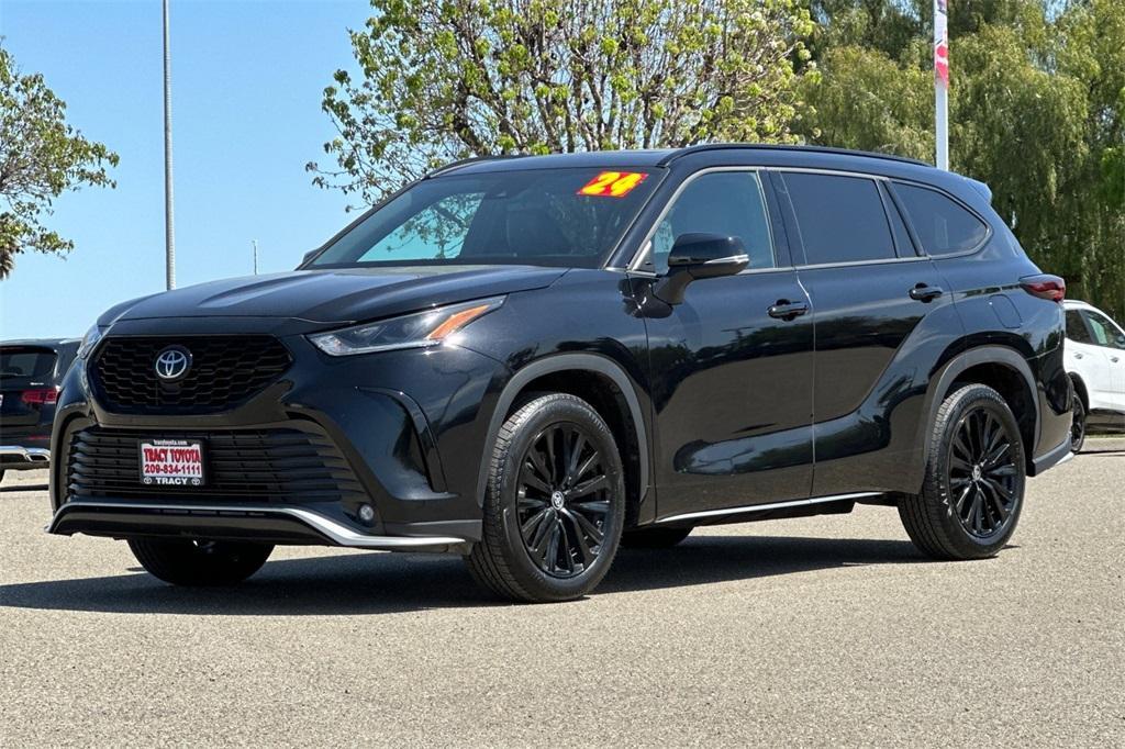 used 2024 Toyota Highlander car, priced at $46,691