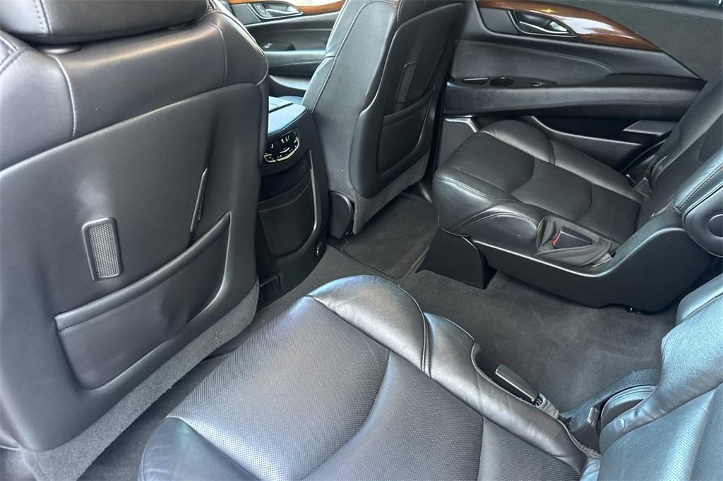 used 2020 Cadillac Escalade car, priced at $43,991