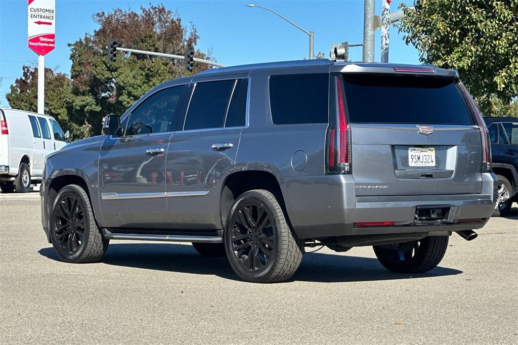used 2020 Cadillac Escalade car, priced at $43,991