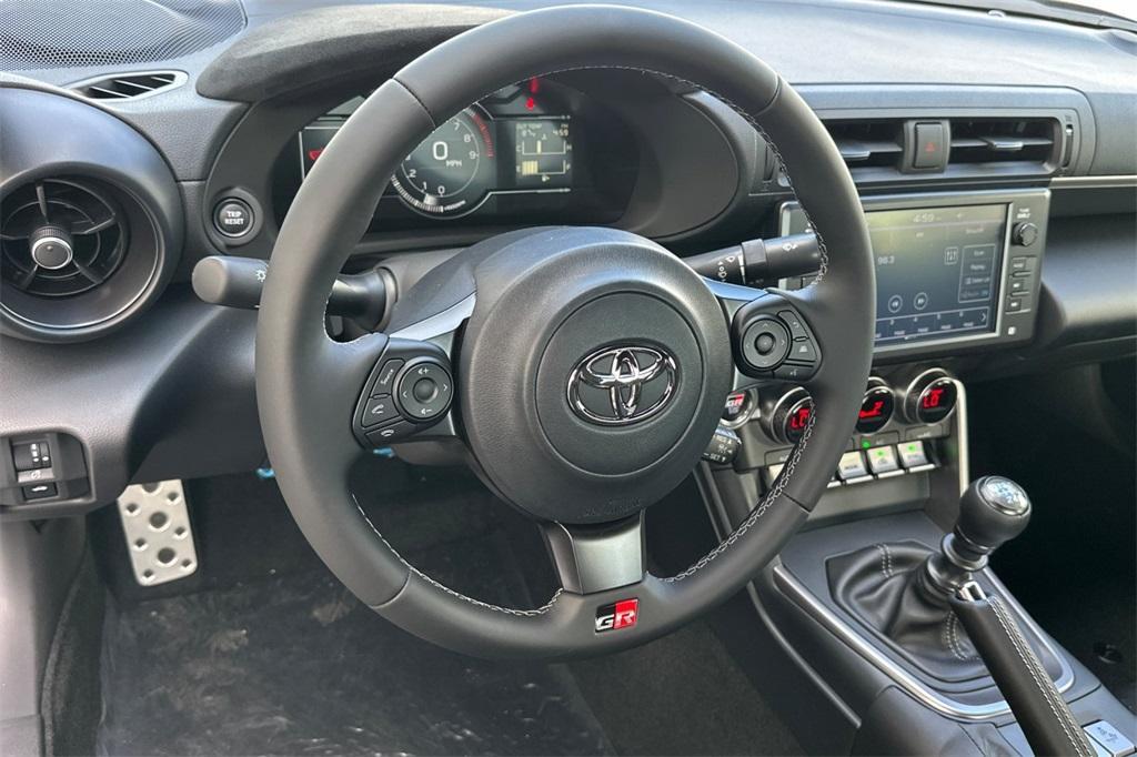 new 2025 Toyota GR86 car