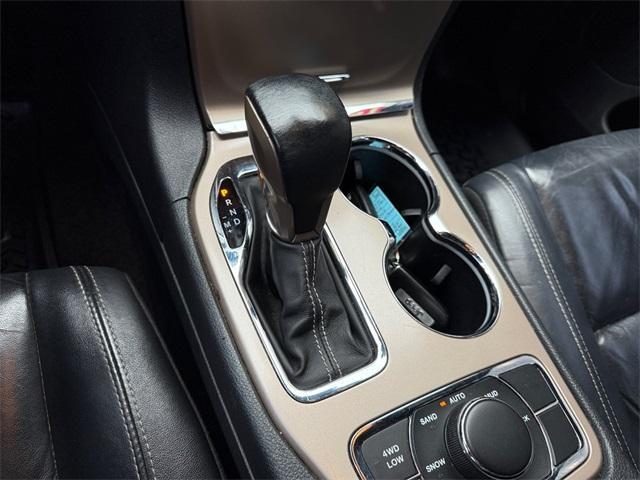 used 2016 Jeep Grand Cherokee car, priced at $13,855