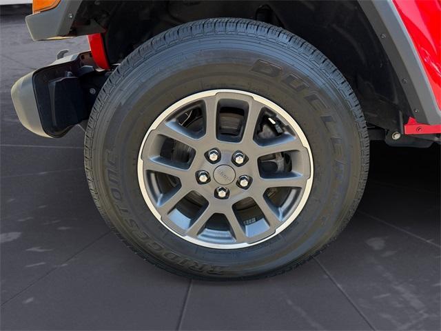 used 2021 Jeep Gladiator car, priced at $31,157