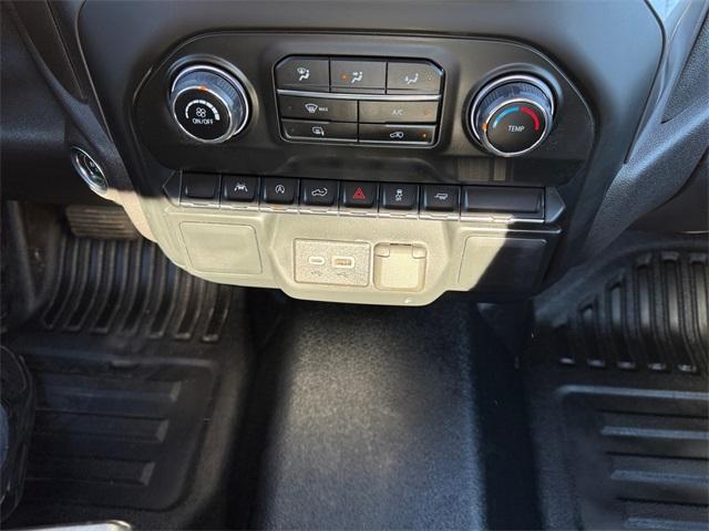 used 2024 Chevrolet Silverado 1500 car, priced at $27,983