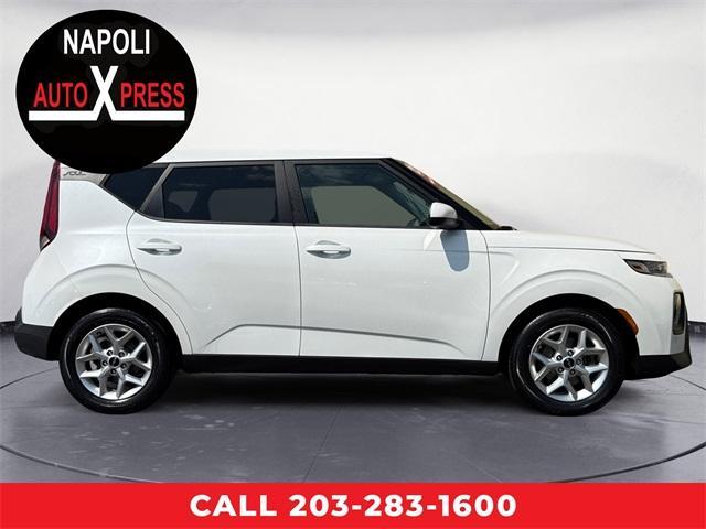 used 2022 Kia Soul car, priced at $15,750