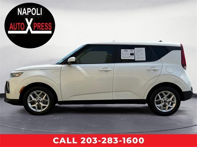 used 2022 Kia Soul car, priced at $15,750