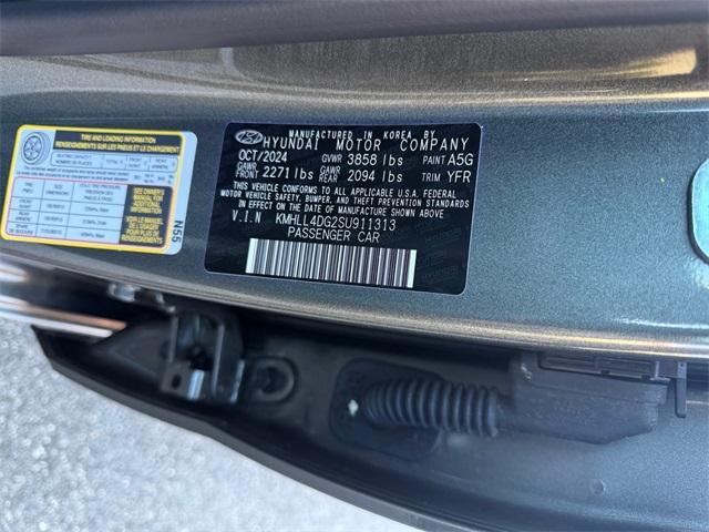 used 2025 Hyundai Elantra car, priced at $19,360