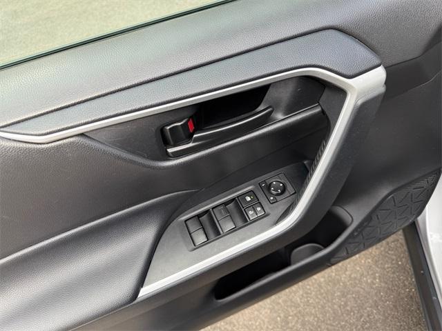 used 2020 Toyota RAV4 car, priced at $25,920