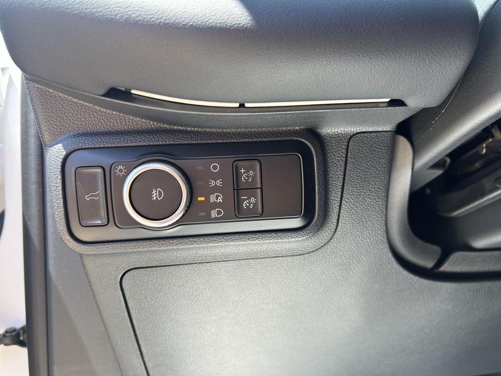 new 2025 Ford Explorer car, priced at $60,680