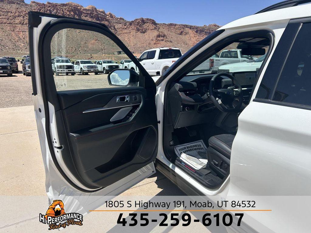 new 2025 Ford Explorer car, priced at $60,680