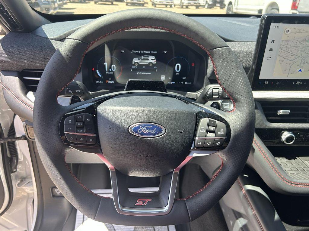 new 2025 Ford Explorer car, priced at $60,680