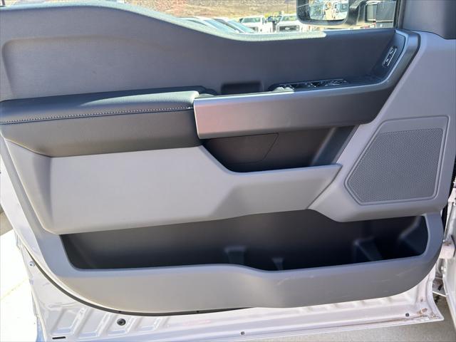 new 2025 Ford F-350 car, priced at $59,890