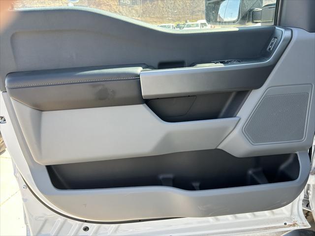 new 2025 Ford F-350 car, priced at $55,355