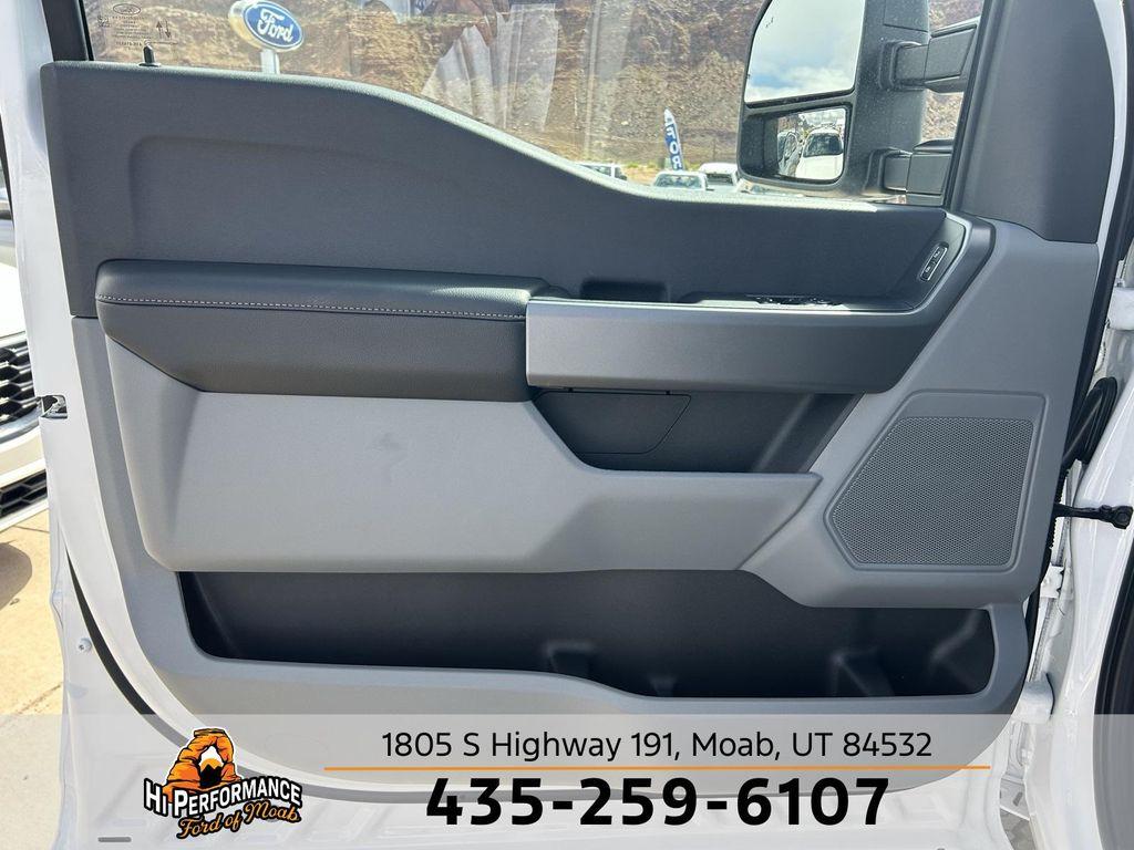 new 2025 Ford F-350 car, priced at $54,855