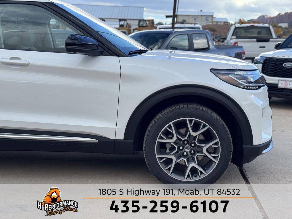new 2025 Ford Explorer car, priced at $59,740