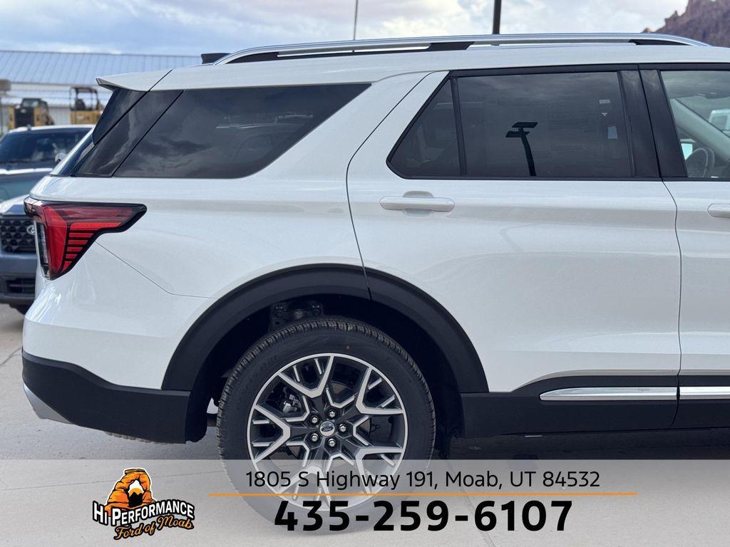 new 2025 Ford Explorer car, priced at $59,740
