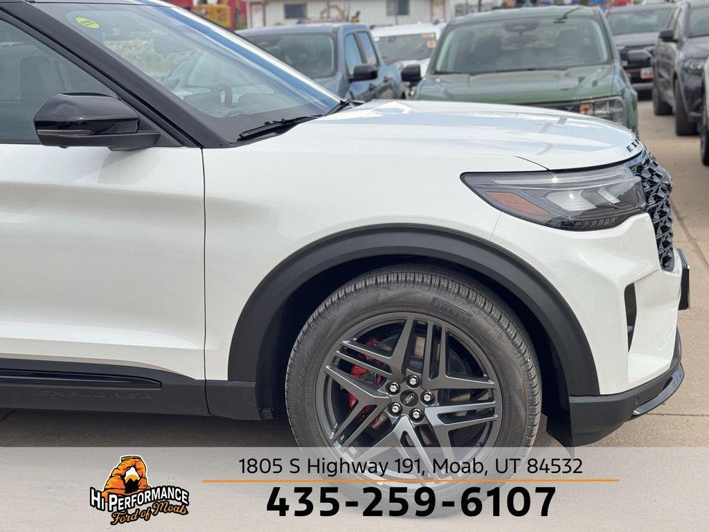 new 2025 Ford Explorer car, priced at $64,125