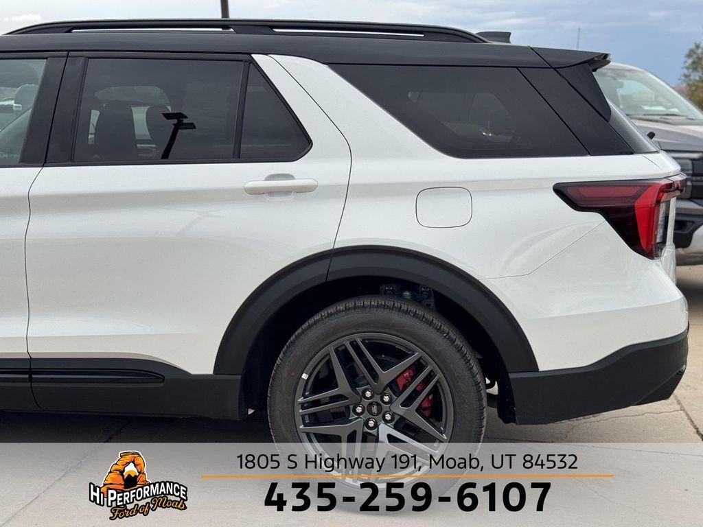 new 2025 Ford Explorer car, priced at $64,125