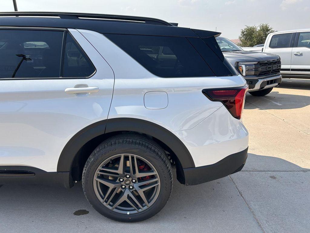 new 2025 Ford Explorer car, priced at $63,525