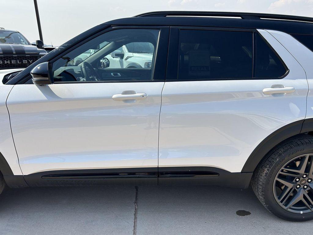 new 2025 Ford Explorer car, priced at $63,525