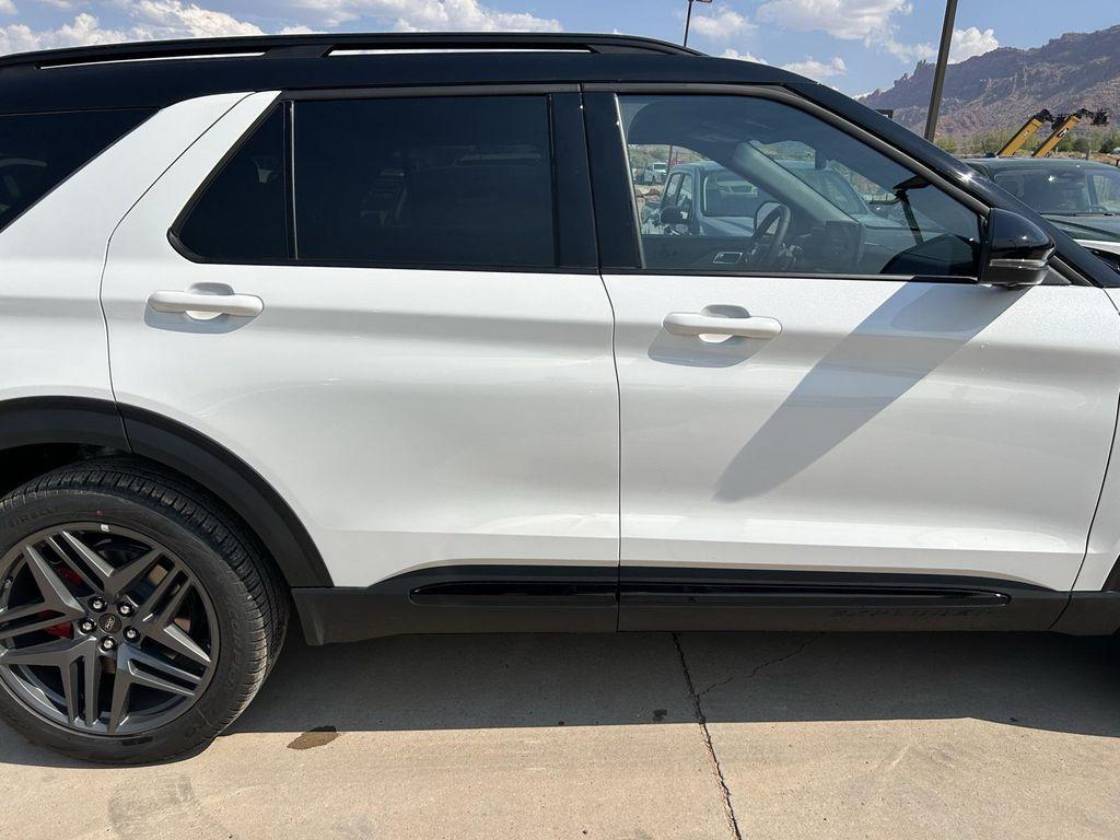 new 2025 Ford Explorer car, priced at $63,525