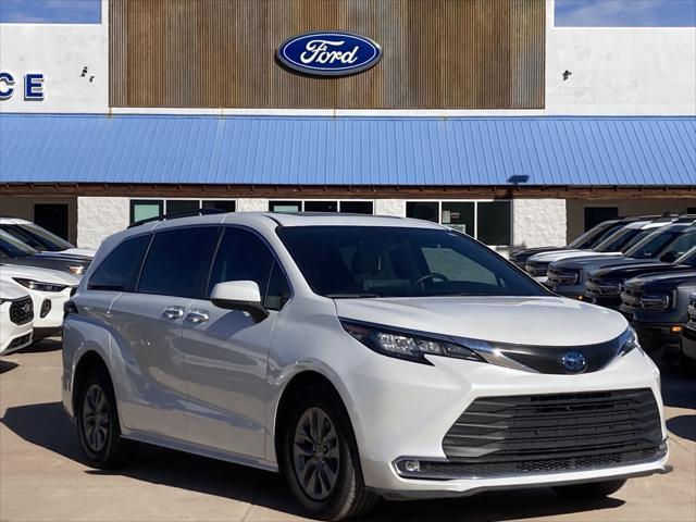 used 2023 Toyota Sienna car, priced at $46,102