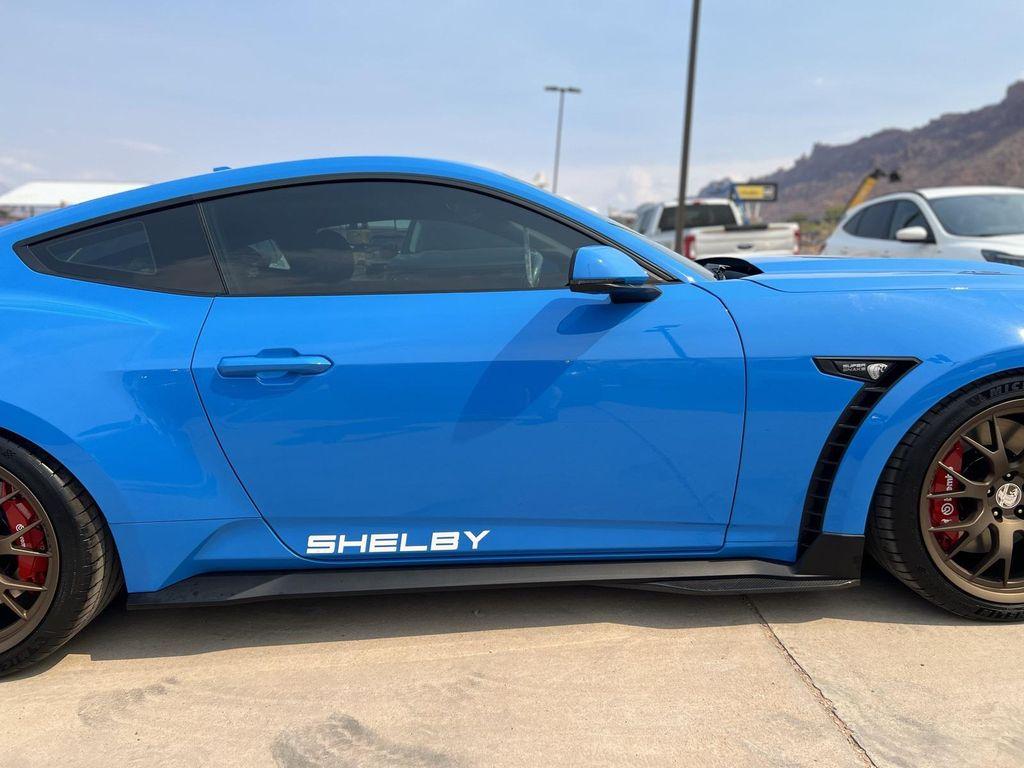 new 2025 Ford Mustang car