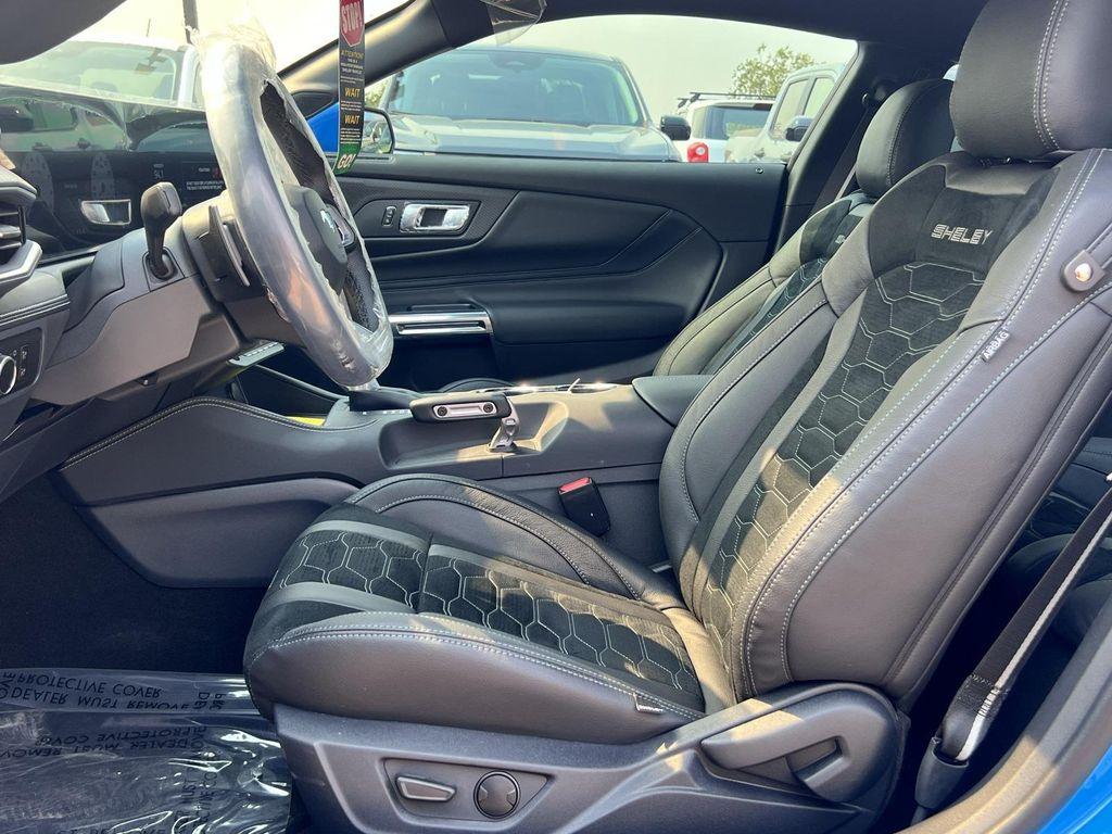 new 2025 Ford Mustang car