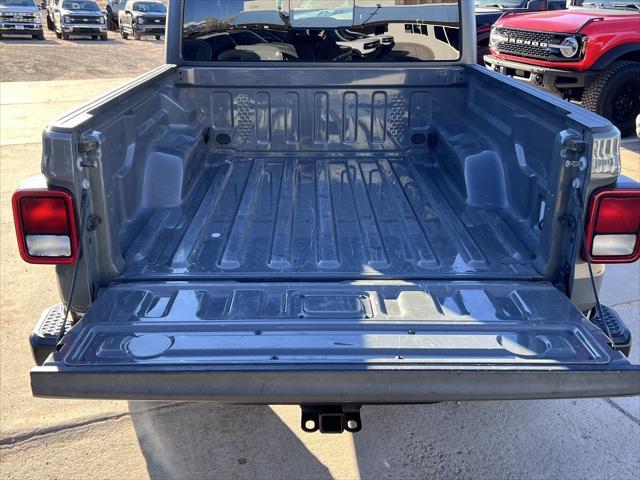 used 2022 Jeep Gladiator car