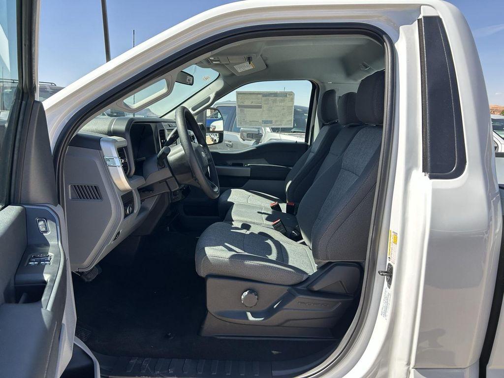 new 2025 Ford F-350 car, priced at $57,160