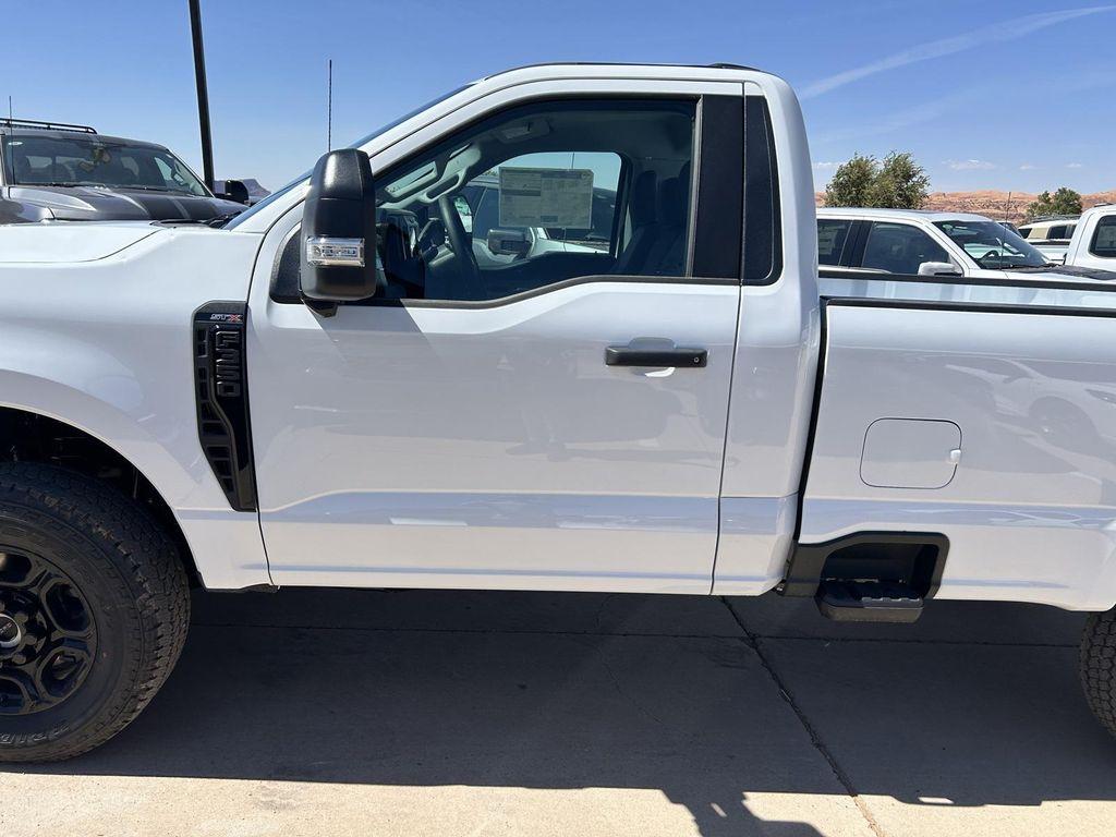 new 2025 Ford F-350 car, priced at $57,160