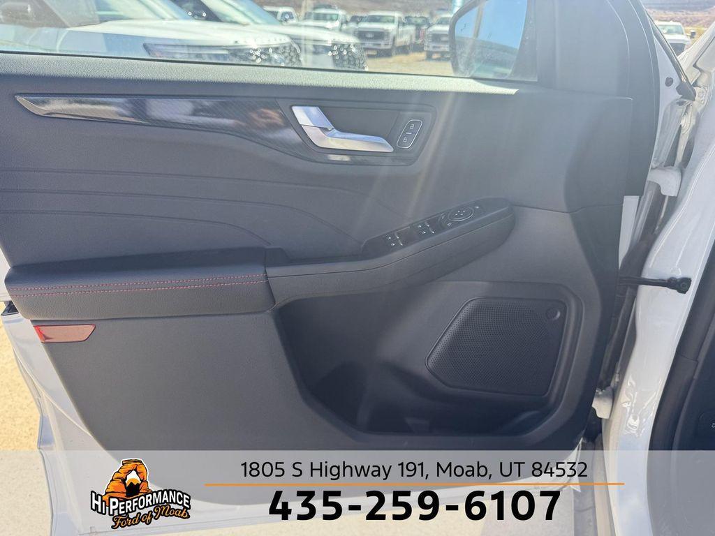 new 2024 Ford Escape car, priced at $35,901