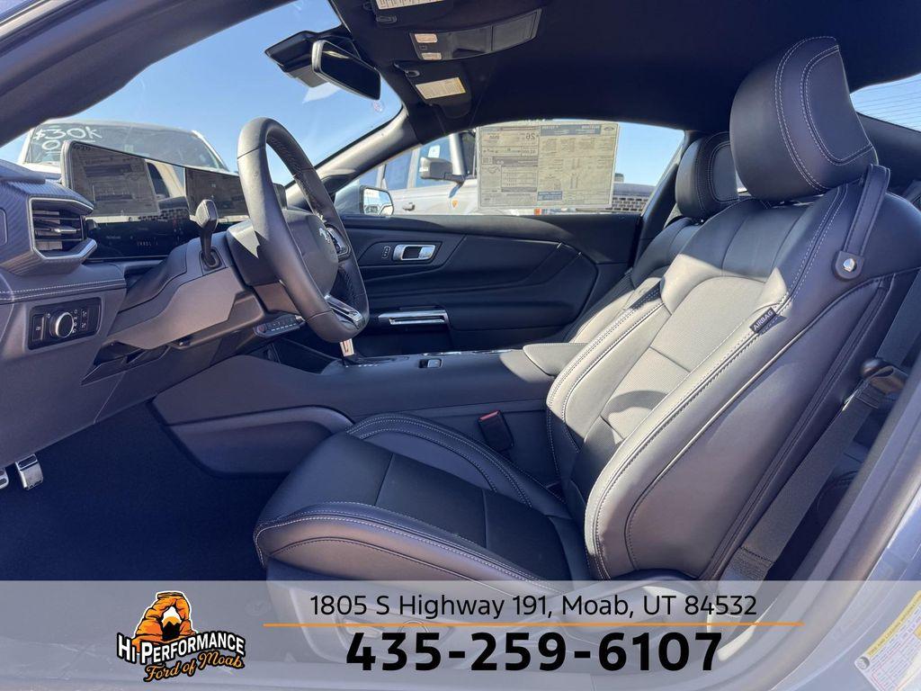 new 2025 Ford Mustang car