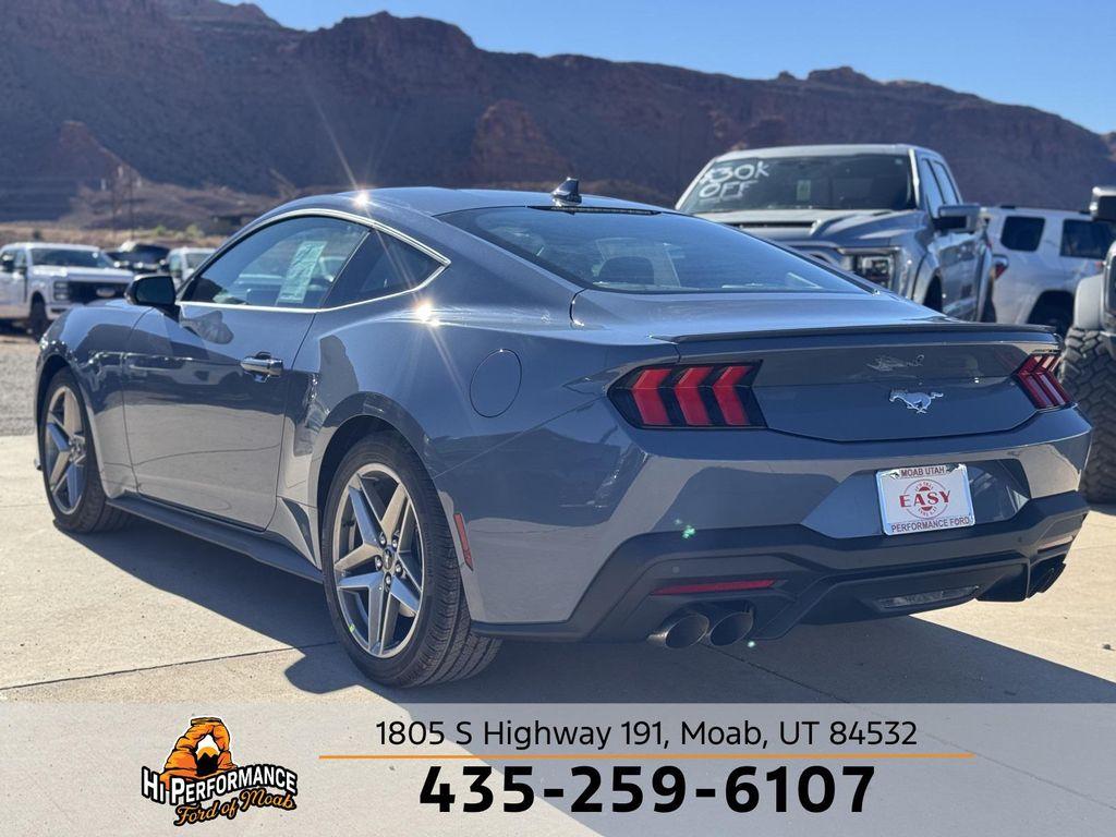 new 2025 Ford Mustang car