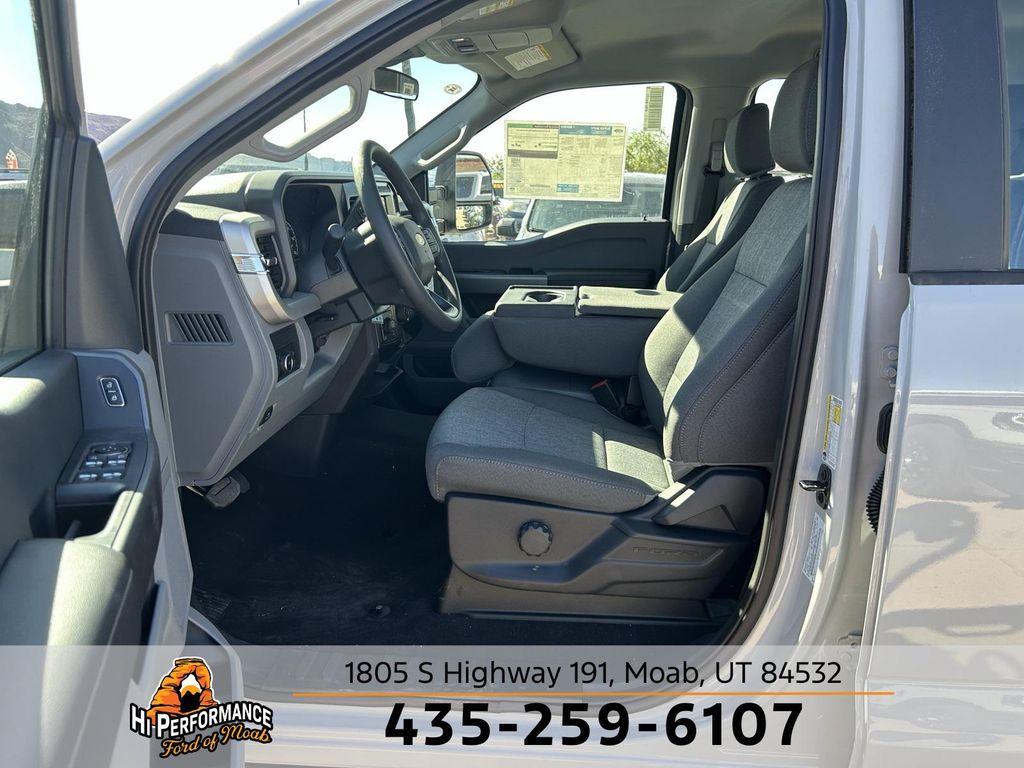 new 2025 Ford F-250 car, priced at $68,485