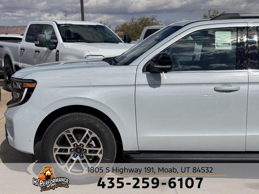 new 2025 Ford Expedition Max car, priced at $75,595