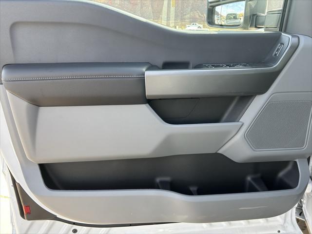 new 2025 Ford F-350 car, priced at $62,425