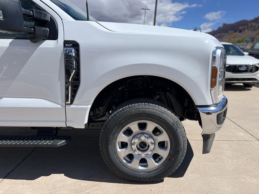new 2024 Ford F-250 car, priced at $50,675