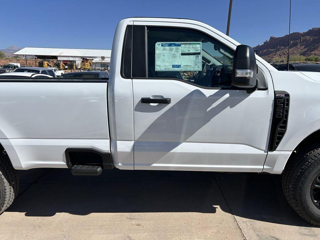 new 2025 Ford F-350 car, priced at $57,580