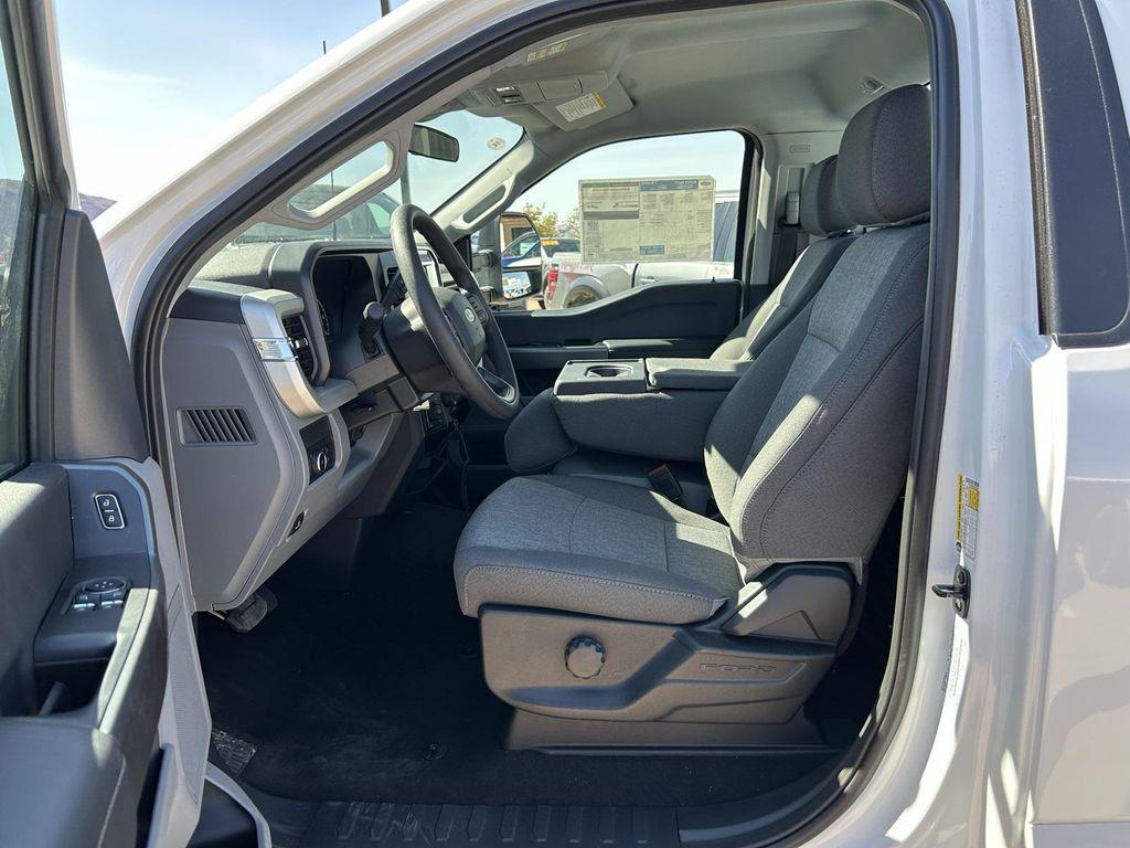 new 2025 Ford F-350 car, priced at $57,580