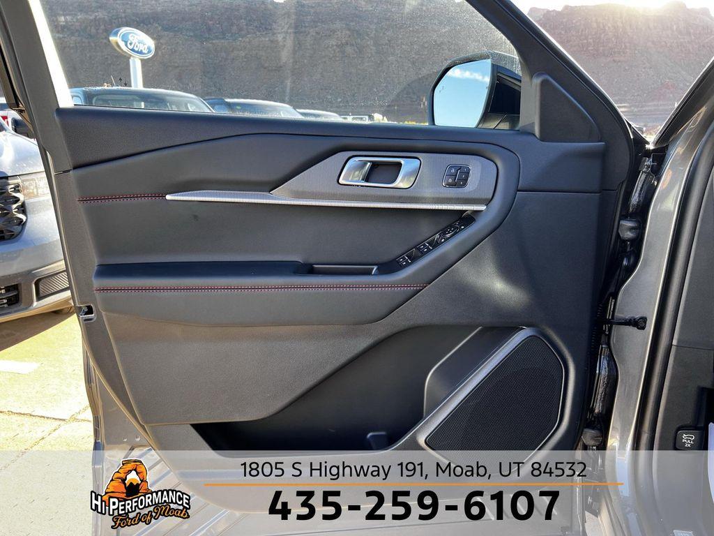 new 2025 Ford Explorer car, priced at $51,575