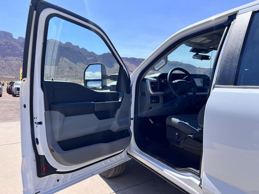 new 2025 Ford F-350 car, priced at $60,330