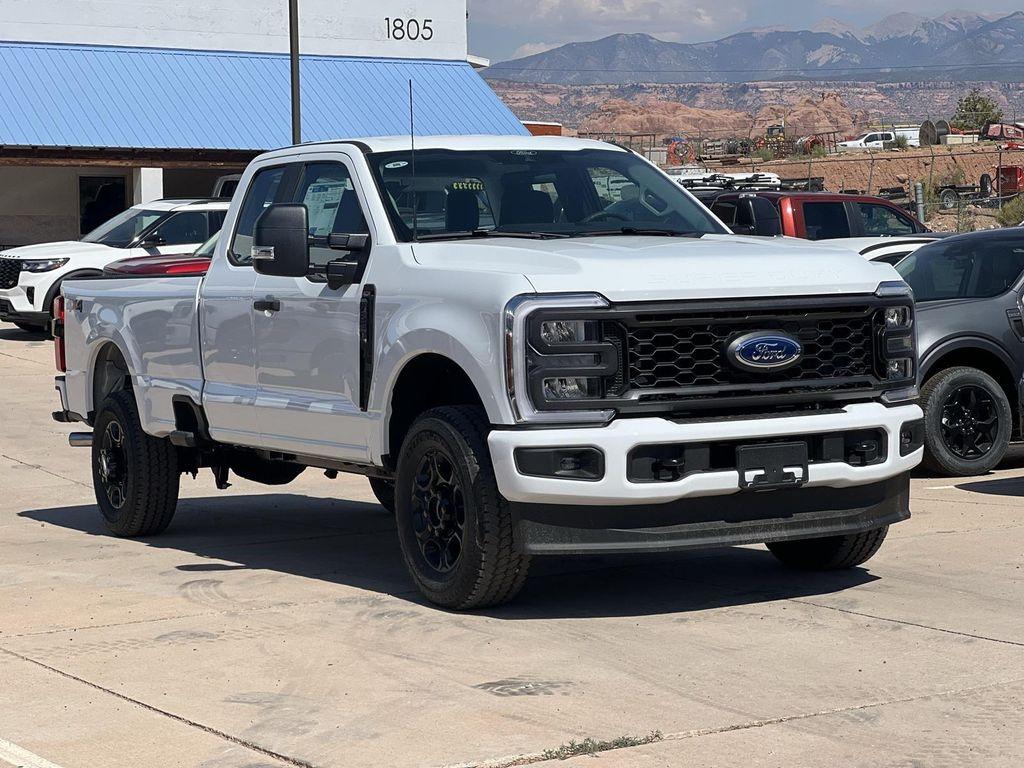 new 2025 Ford F-350 car, priced at $60,330