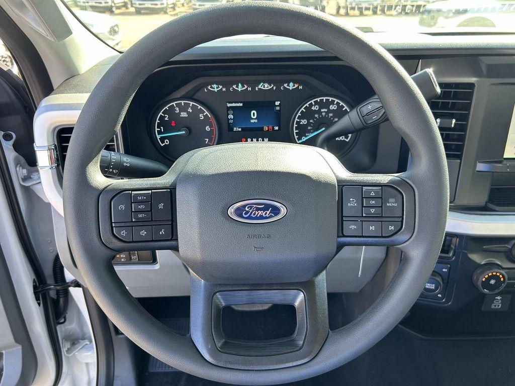 new 2025 Ford F-350 car, priced at $58,110
