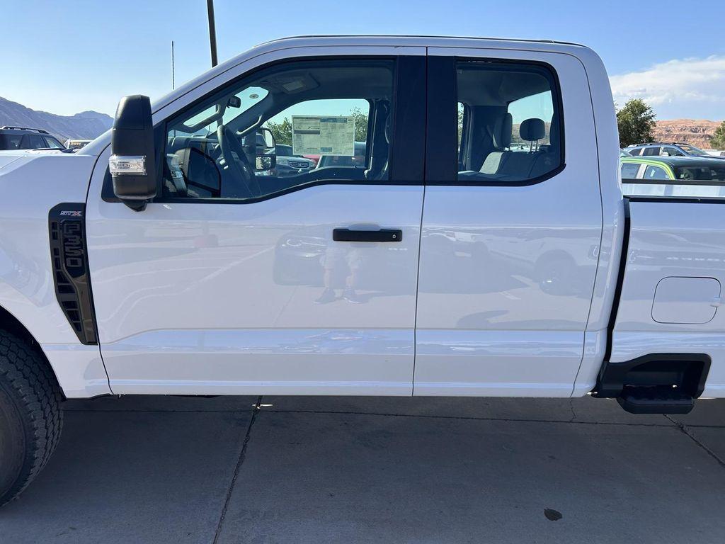 new 2025 Ford F-350 car, priced at $58,110