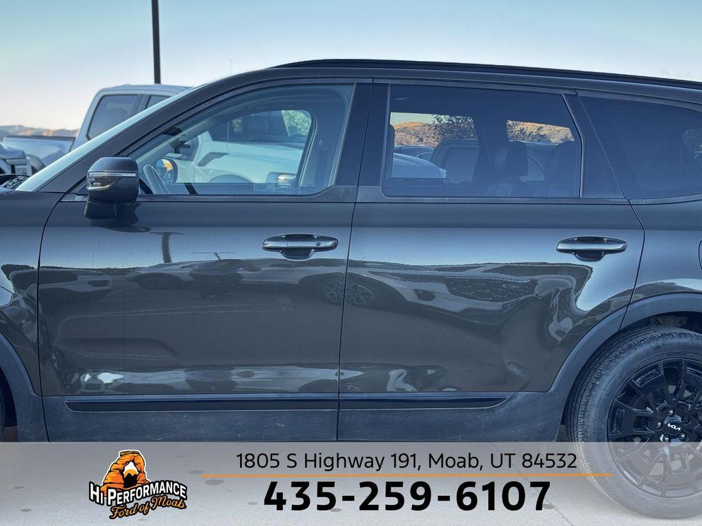 used 2022 Kia Telluride car