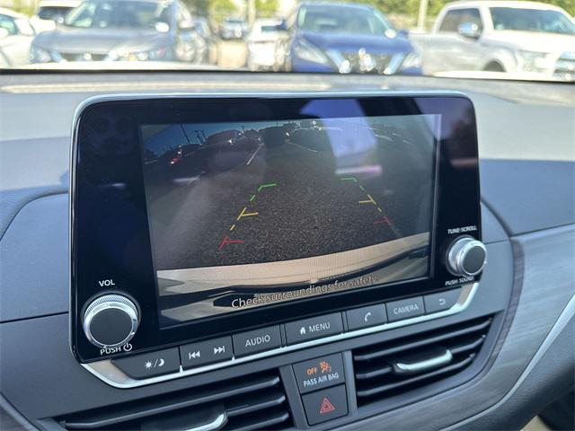 new 2025 Nissan Altima car, priced at $27,519