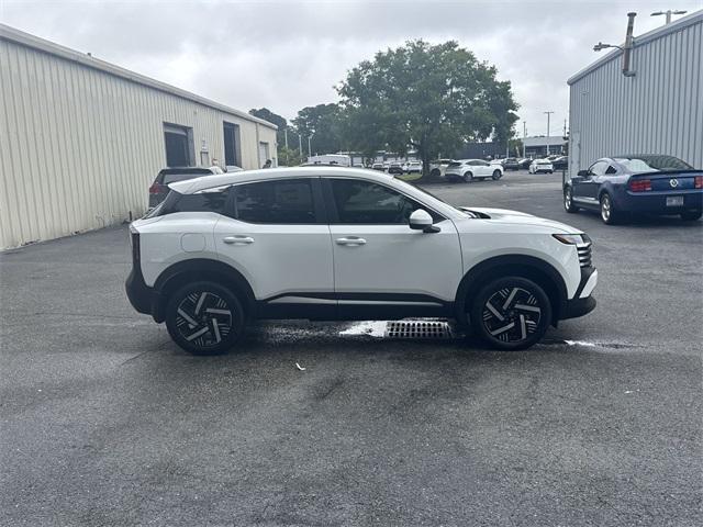 new 2025 Nissan Kicks car, priced at $24,605
