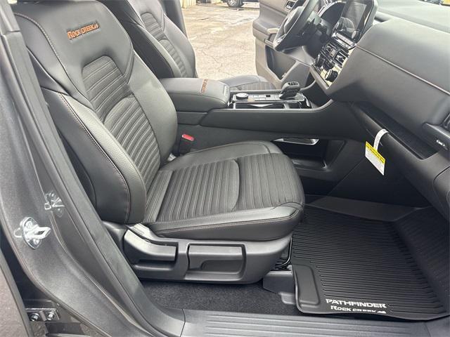 new 2025 Nissan Pathfinder car, priced at $39,187