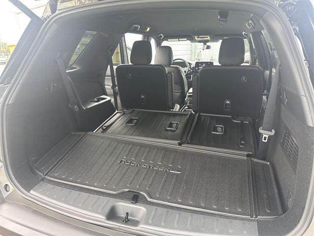 new 2025 Nissan Pathfinder car, priced at $39,187